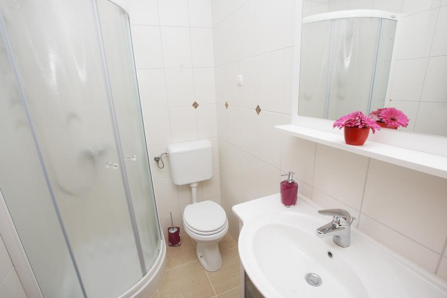 Prenocisca Angelin Hram, Tiny Apartments Markovec Eksteriør billede