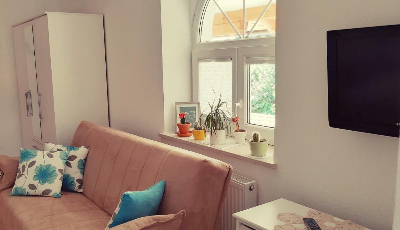 Prenocisca Angelin Hram, Tiny Apartments Markovec Eksteriør billede